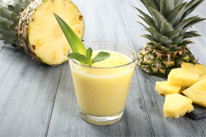 Ananas-Smoothie zum Abnehmen