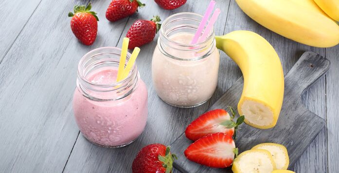 Erdbeer-Bananen-Smoothie kann Ihnen helfen, schlanker zu werden
